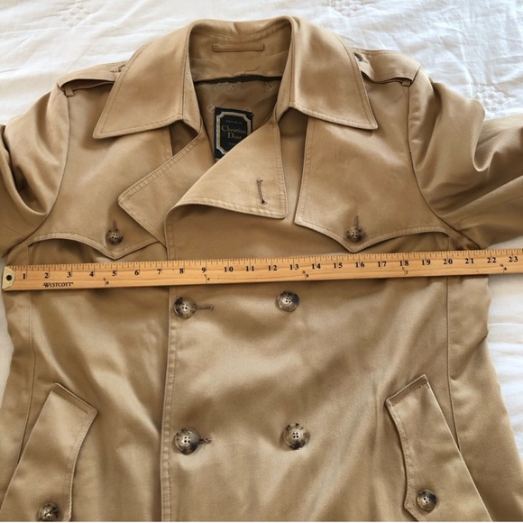 Vintage Christian Dior trench coat with removable wool lining - Picture 10 of 14